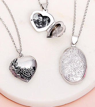 Sterling Silver Oval Locket Pendant Necklace Photo India
