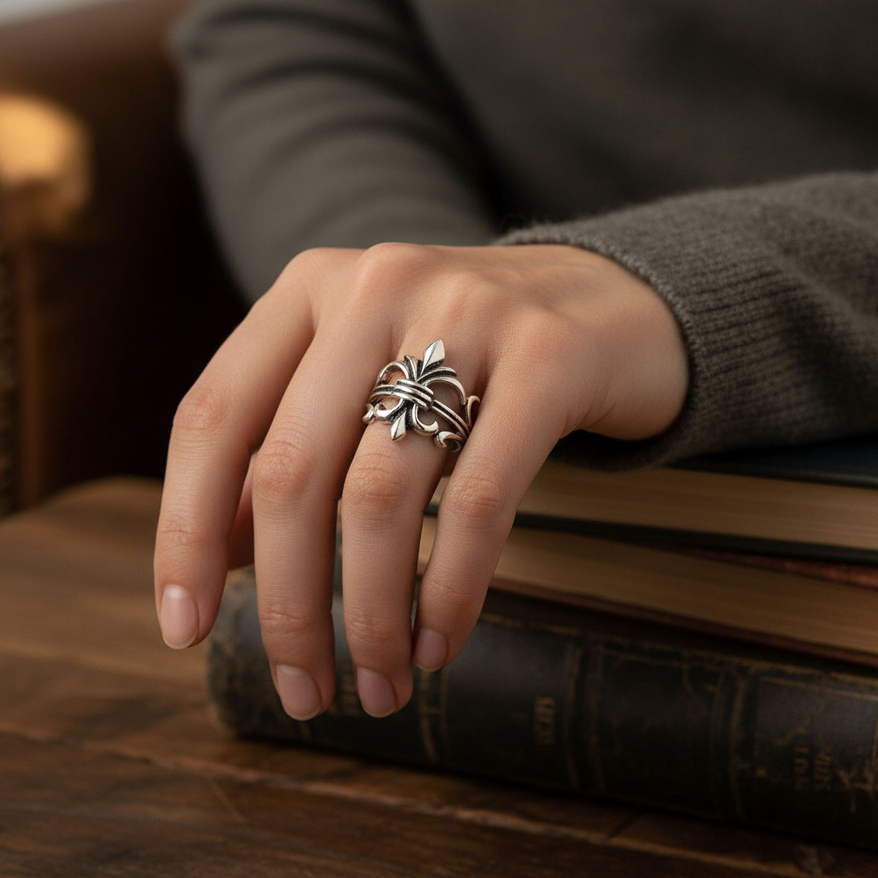Silver | Image3