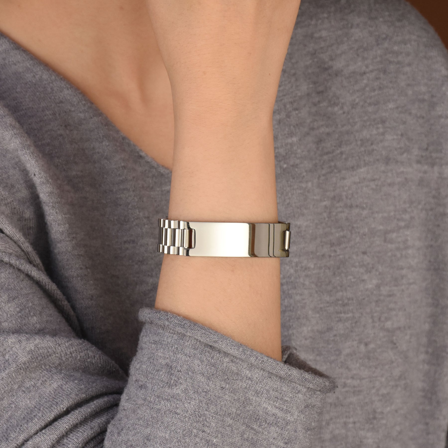 Silver Tone | Image3